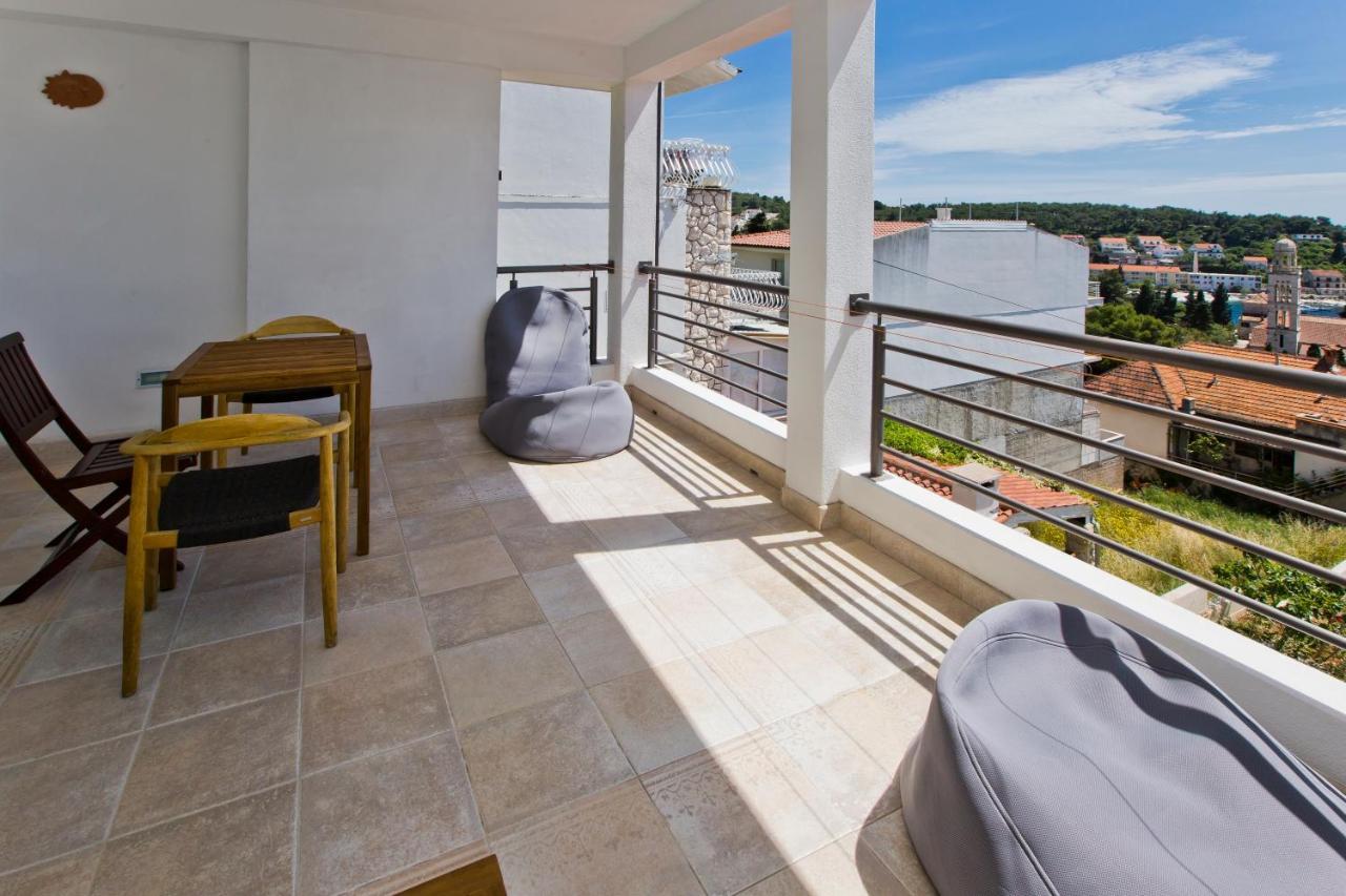 Rino Apartment Hvar Town